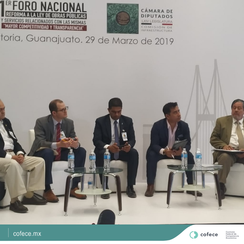 cofecemx's tweet photo. David Lamb, titular de la #UPVAI, participó en el “Foro Nacional de Reforma a la Ley de Obras Públicas y servicios relacionados con las mismas”, conversó sobre las recomendaciones de #COFECE para que la Ley de Obras promueva la #competencia ➡ https://t.co/5h34Q93PS0 https://t.co/ceFj0OKrqw