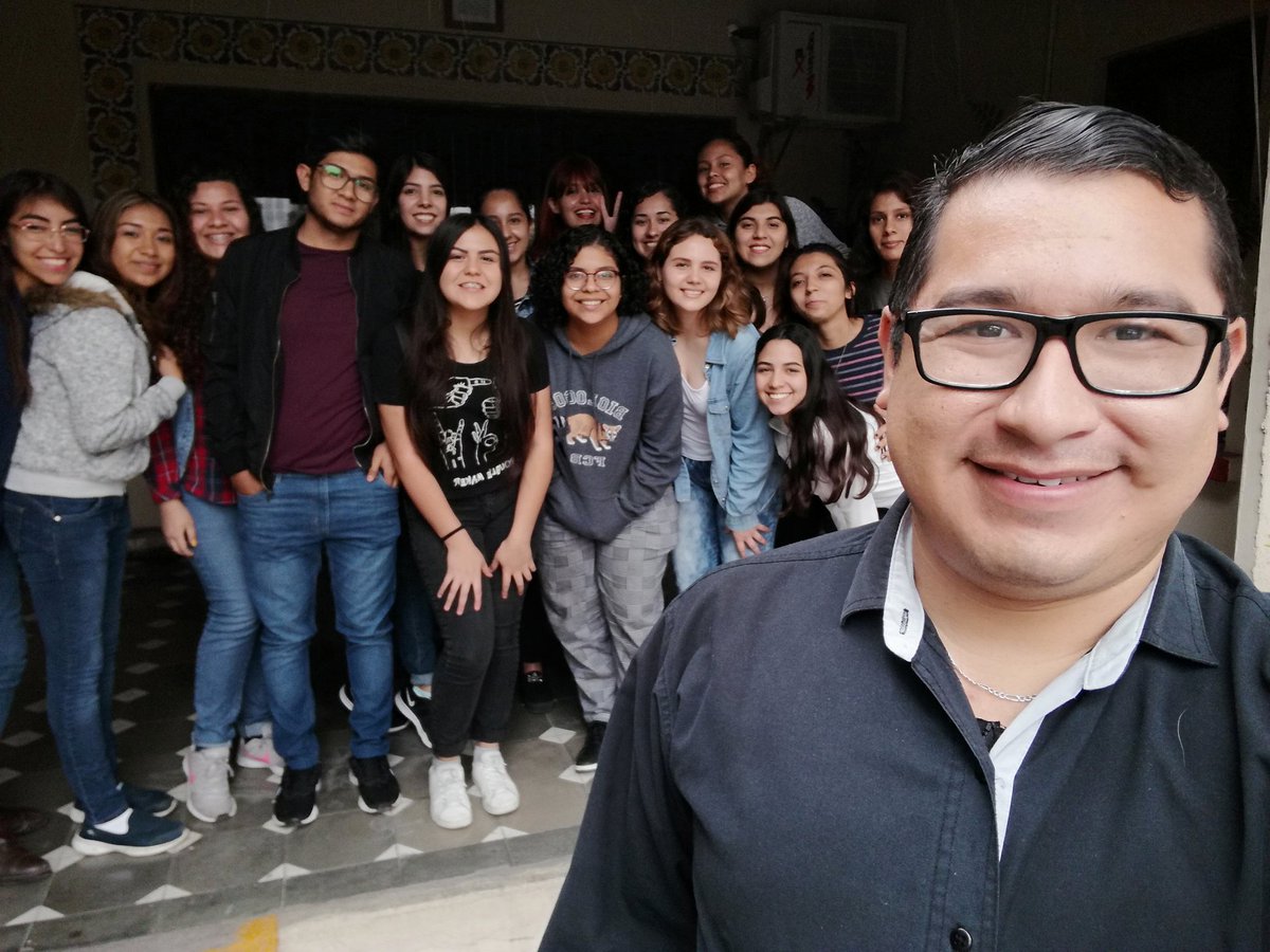joaquinsz93's tweet photo. Hoy acompañe al grupo #HopeAndLife de @RSySSFCB a entregar comida no perecedera, medicamentos y artículos de limpieza a la casa de Reposo Hogar de la Misericordia 2, los articulos los entregaron alumnos de Servicio Social de la @biologiauanl durante el mes de Marzo. https://t.co/DNd6V3dJ9V