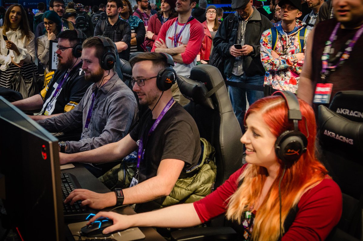 Flaturated tweet media