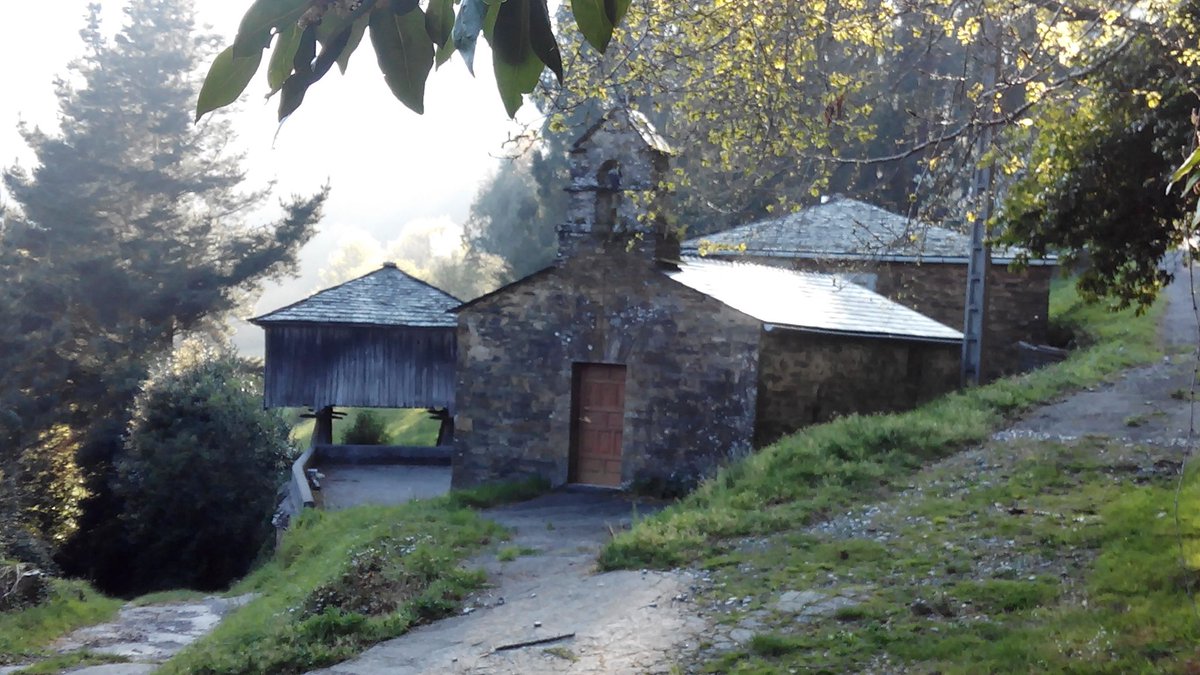 beatrizch22's tweet photo. #AdoptaUnPueblo Fórneas, una pequeña aldea del Concello de Baleira (Lugo). https://t.co/U5VTRdVhc0