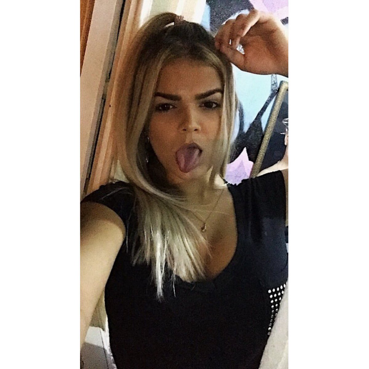 Laandraade_'s tweet photo. 😁😛 https://t.co/X056kNmus5