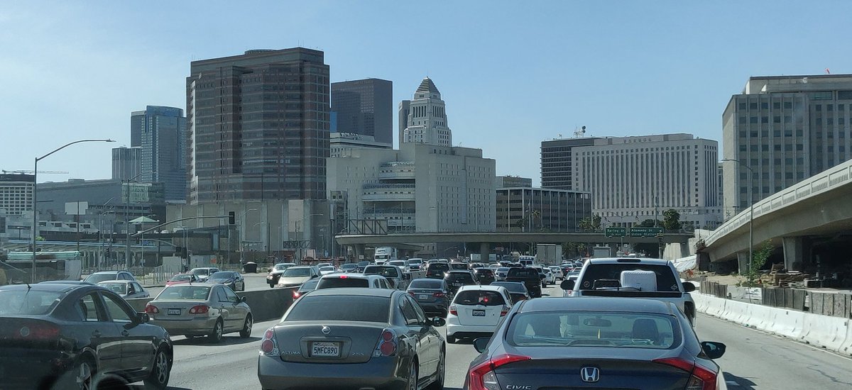 Pandeiros's tweet photo. Listening to #NonStopPopFM in Los Santos w/ @Szymon112233 😎

@daltondotgd &amp; @sensvos, get those Oppr. Mk II over here already, this server is quite popular today....
#California #LosAngeles https://t.co/3c4wTEFaS5
