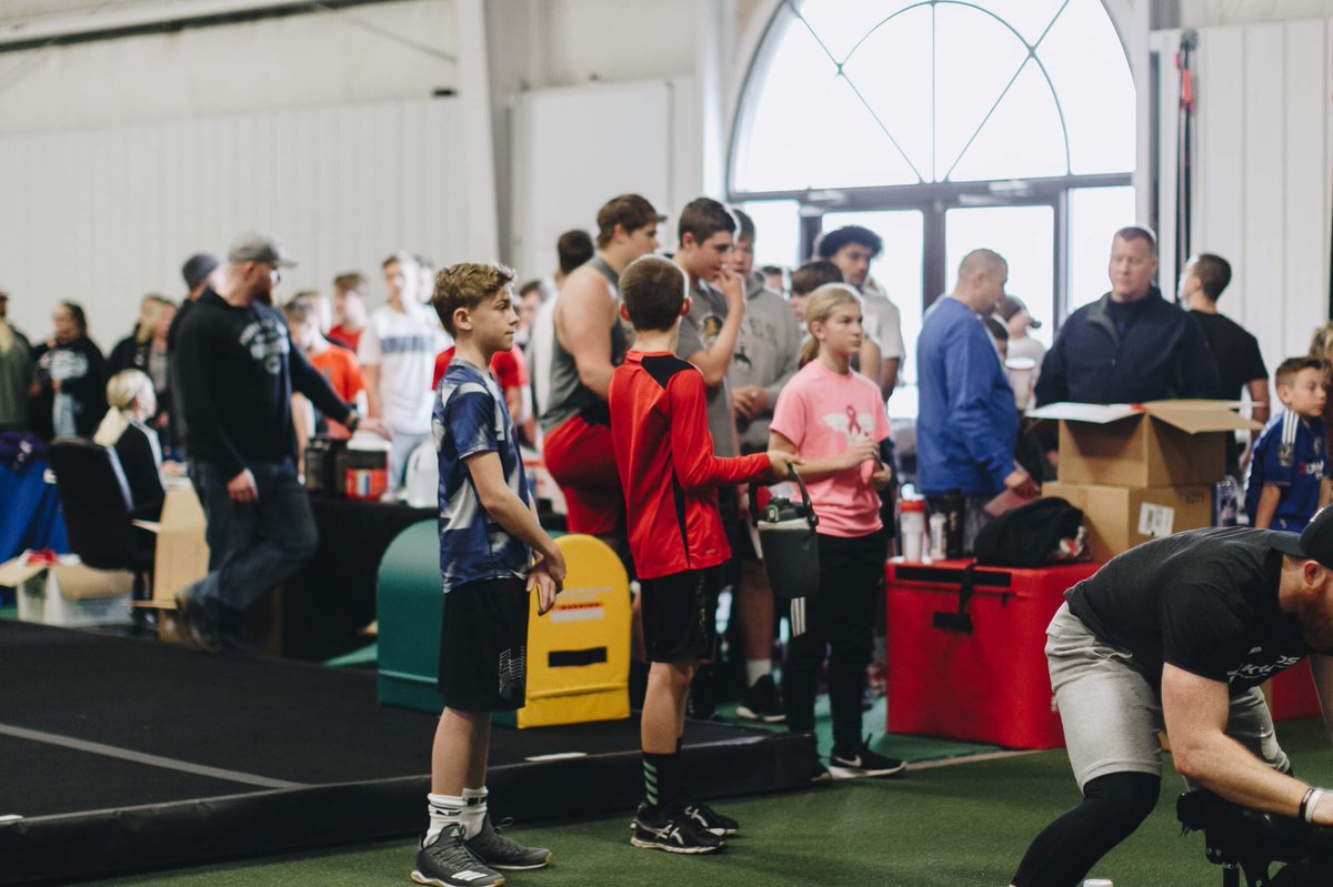 Coach_Greyson's tweet photo. Thank you again to the vendors, helpers, Galina Nastin photography, families, and most importantly the athletes who came out to the performance testing event last Sunday.

It’s a pleasure to be able to help put the athletes of Nebraska in a better position to be successful 🙏🏻 https://t.co/RsyP6bw6o5
