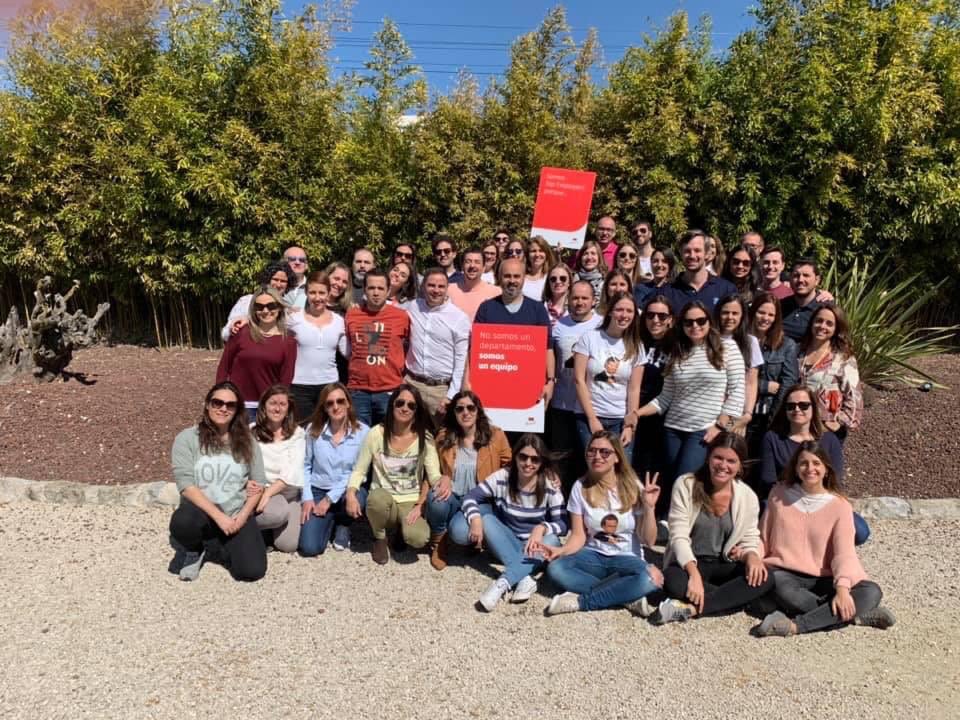 AnaxRuiz's tweet photo. Y así acaba el mejor #HRDay de 2019 😁 @SecuritasDirect #motivacion #aporel2019 #gestiondepersonas #somospersonas #somostopemployers https://t.co/1FI9Yf3fVg