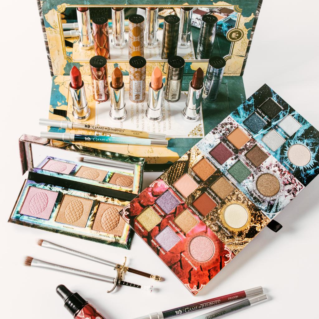 UrbanDecay's tweet photo. Double tap if you've signed up to be the first to know when the Urban Decay | Game of Thrones Collection launches! Link in bio 👈 #UrbanDecay #FORTHETHRONE #GameofThrones #GOT #Makeup #Beauty https://t.co/19tkt9FioN