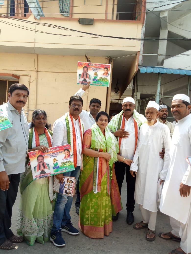 AndhraPMC's tweet photo. @AndhraPMC President @PedadaRamani attended Doctors meeting along with #Visakhapatnam parliament contesting candidates organised by Indian Medical Association at #AMCOSA in Visakhapatnam.
@AdvocateSudha1 https://t.co/OXm5Zlmc8E
