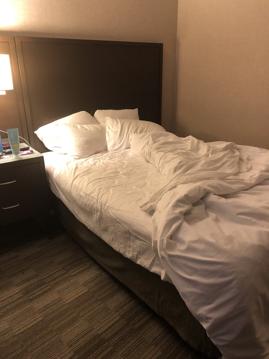 NoleJacks's tweet image. And we are 0-3 @DetroitMarriott! I assume an unmade bed equals a clean room! Still ONLY the bathroom clean! @MarriottBonvoy @Marriott #marriottbonvoy #unacceptableservice