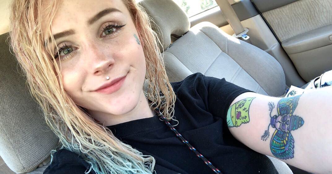 Autumn Rayne (@ihave2moodz) | Twitter
