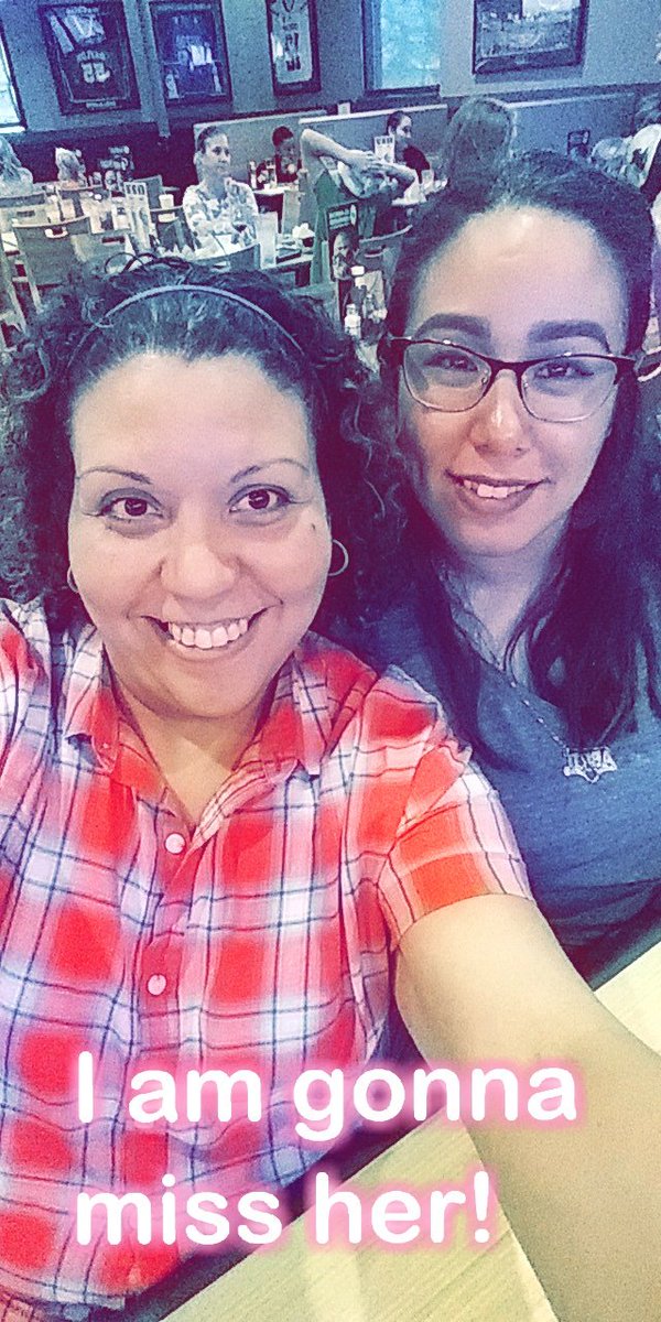 Elena Vasquez tweet media