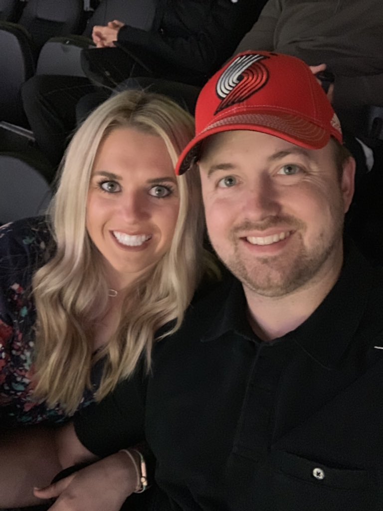dj951house's tweet photo. #ATLhawks vs. #blazers with my girl. https://t.co/gVUU6OK4bf