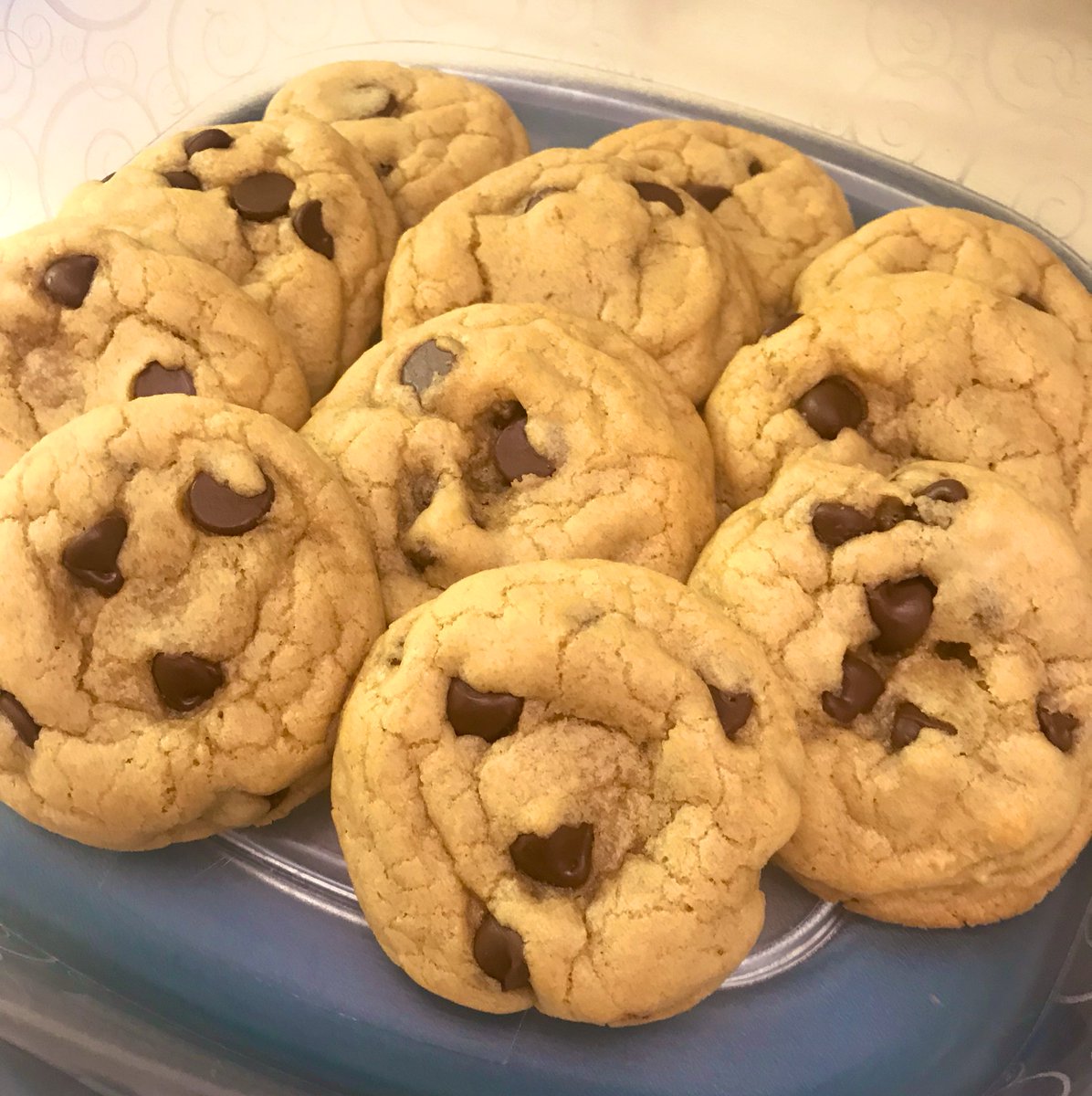 GenaSeraitaRD's tweet photo. Whipping up treats for my amazing colleagues @nyphospital #NYPnutrition who are doing so much to care for our patients through nourishing them in a new innovative way πͺ@Kevin_Ng89 @DrChefMikeRD @LRM0812 I know tomorrow will be incredible! #NYPfresh #randomactsofbaking #cookies https://t.co/juqwumAOjv