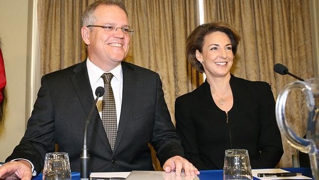 fuwap15's tweet photo. A fair go for those that have a go @SenatorCash ? While 2900 Postal Franchisees earn as little as $5 per hour @auspost ! #spin #Govscam #ripoffFranchisees #slogans #hypocrisy #ignoreruralAus #coverup #franchiseemisery #lpoclosures #payfranchiseesfairly #electionstunt https://t.co/dzxq9mMGIy