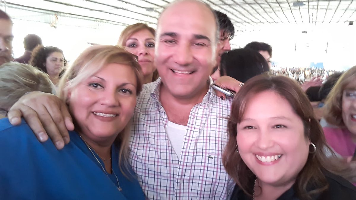 madeinarg11's tweet photo. Hoy en el predio d @AtsaTucumanOK acompañando al legislador #ReneeRamirez @JuanManzurOK
@OsvaldoJaldo
@lagloriosatuc
@DarioMonterosOK
@PatoChavezL concejal 2019 https://t.co/Vj6GRJRabW