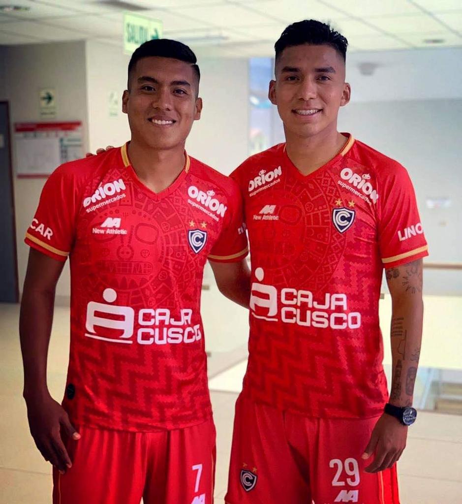 #LaPielDelPapa
Los hinchas agradecemos a los nuevos auspiciadores para esta temporada 2019 <a href="/NewAthleticPeru/">New Athletic Perú</a> #CajaCusco   #SupermercadosOrion y a nuestros jugadores que lo están vistiendo <a href="/Hugoancajima10/">Hugo Ancajima Effio</a> y <a href="/SebastianLojas/">Sebastian Lojas</a>