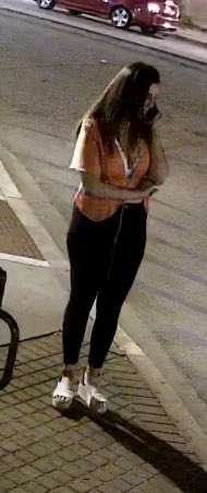 ColumbiaPDSC's tweet image. Cont’d: Here’s another picture of Josephson when she was last seen on Harden Street talking on the phone. Pay close attention to what she was wearing early this a.m. Call    @MidlandsCrime at 1-888-CRIME-SC w/your helpful tips regarding her whereabouts.