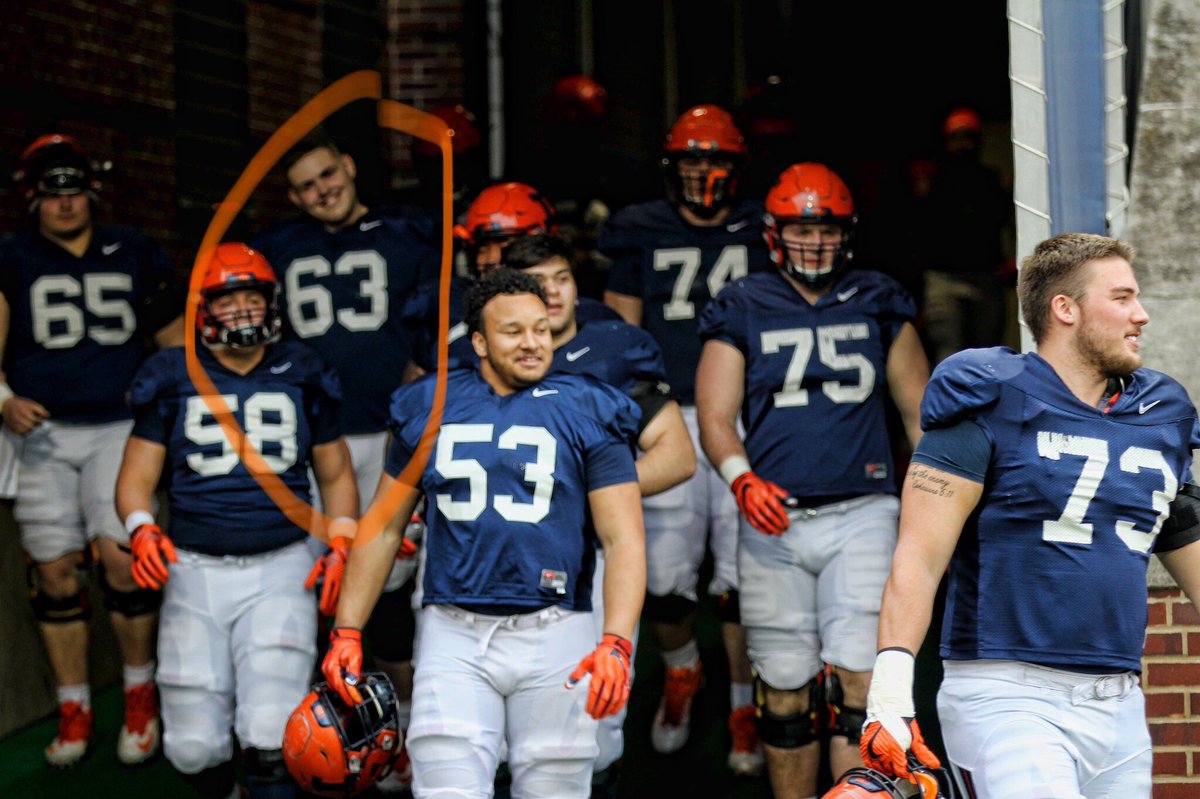 TimBeishir's tweet image. First padded practice of the spring got linemen feeling like...
@IlliniFootball @PalczewskiAlex #StepAndStayOnTrack