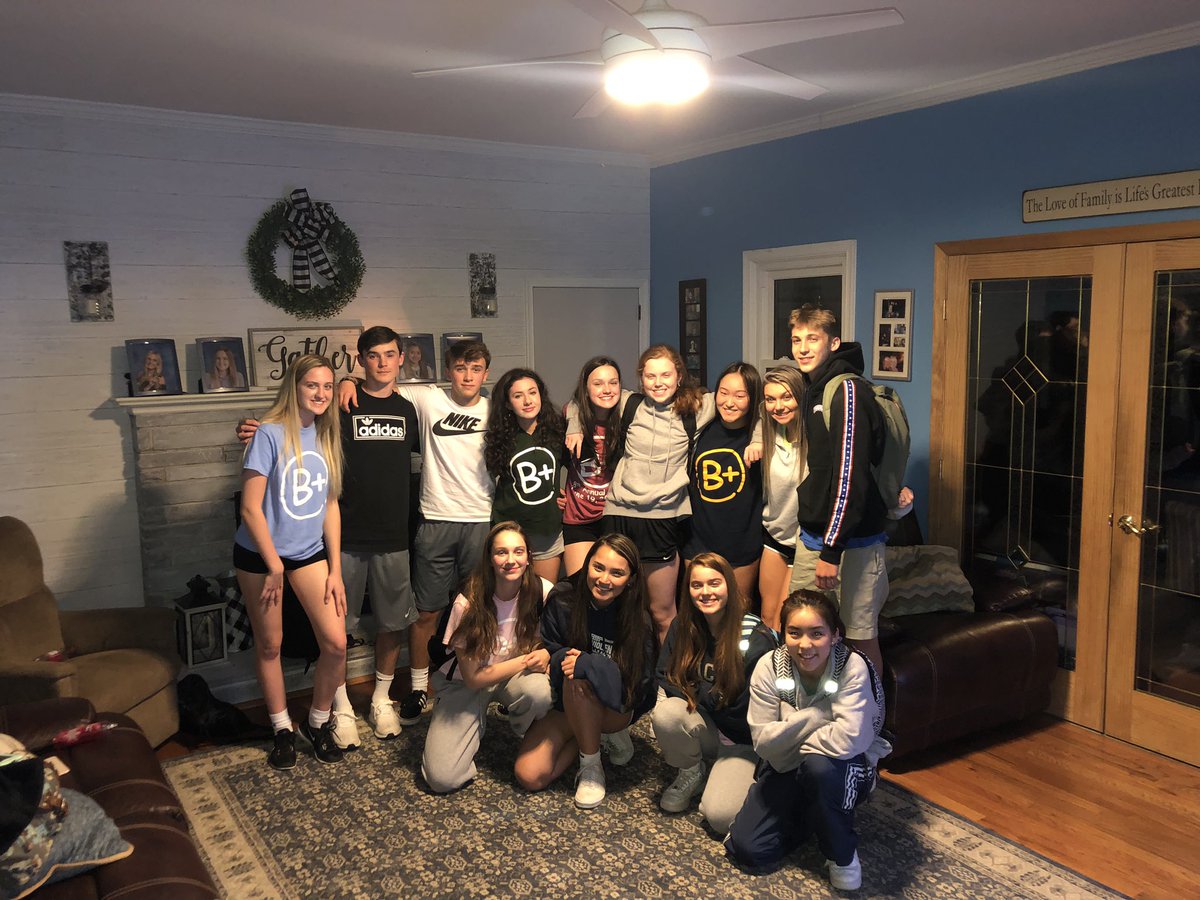 valvaleddy's tweet photo. Look at this crewπ€π» Hanging at our house before they head to #CHARTERTHON for the @BePositiveFdn ππ #CSW https://t.co/hO5PaiqkGa