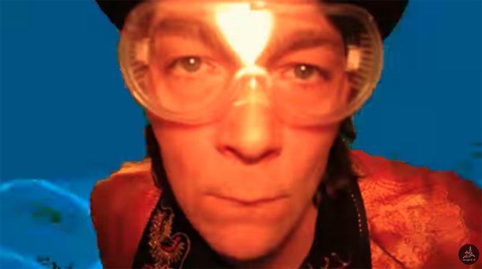 Under_Radar_Mag's tweet photo. Sebadoh (@realSeBADoh) are releasing a new album, "Act Surprised," on May 24 via @dangerbird. Now they have shared another song from it, "Stunned," via a video. #Sebadoh #Stunned #ActSurprised #MusicVideo #Dangerbird https://t.co/qyGgwjD97a https://t.co/EHVJQE3CLM