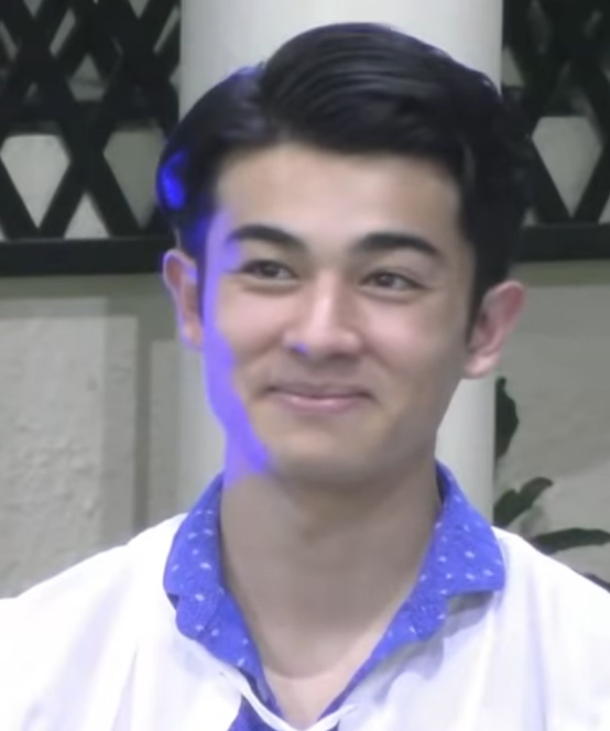 RiAhTwo's tweet photo. Lou:
Minsang Lang Ang Buhay Award
YOLO. You Only Live Once. Life is short.
Andre is a shock for me. Since first day po, I didn't think na magiging special siya para sa 'kin. He really helped me. And thank you for calming every storm, every typhoon.
#PBB8Gradu8tion https://t.co/0XNsJHcVIh