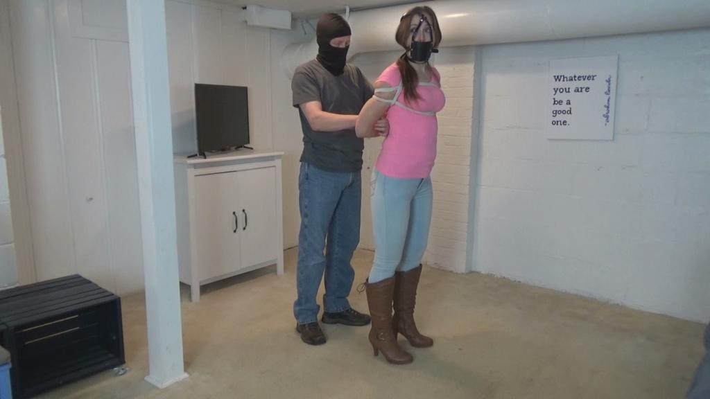 MasterF1970's tweet photo. Sold-- Rachel Adams-- Tight Jeans & Boots Super Strict Hogtie Pt 1 MP4 #BONDAGE #clips4sale https://t.co/JG9WvxG1XX via @clips4sale
Enjoy this @rachel_adams2 #bondage #damselindistress clip as Rachel, dressed in tight jeans & boots is #boxtied #gagged & #hogtied in #ropebondage https://t.co/yCoDlcRKce