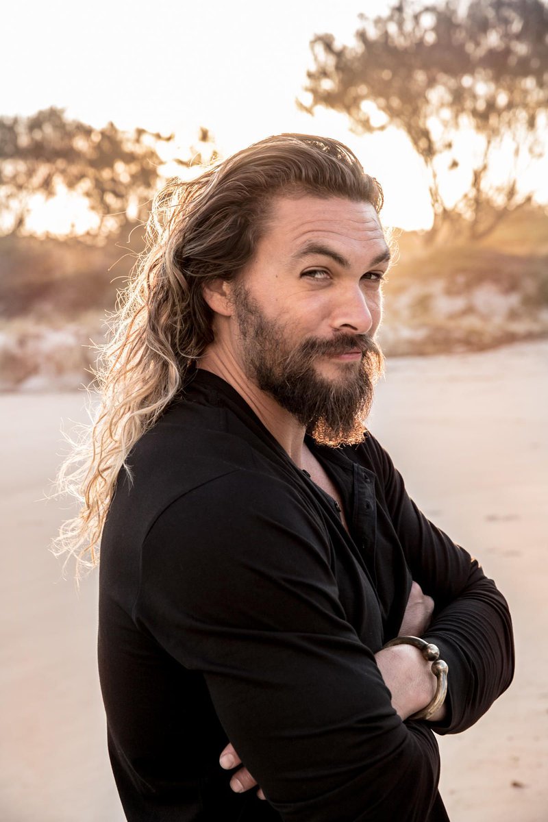 📓🐻 Jason’s Facts : "Jason Momoa ให้สัมภาษณ์กับ Metal Hammer ว่าวงดนตรีวงโปรดของเขาคือ Metallica, Tool และ Black Sabbath ซึ่งเขาได้แรงบันดาลใจในการสร้างตัวละคร Aquaman จากวงดนตรีที่เขาชอบ เขายังบอกอีกว่าจะมีสักกี่คนที่รู้ว่า Aquaman มีความเป็นเฮฟวีเมทัลในตัวเองสูง" #JasonMomoa