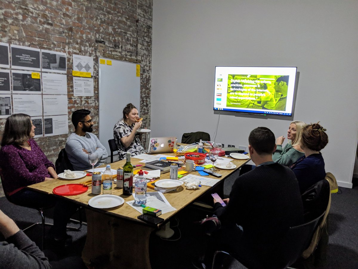 lpoolservicejam's tweet photo. The #gsjam #liverpool team got off to a great start last night 🙌 to everyone for coming along, it's going to be a fun weekend!! #servicedesign #designthinking #designandinnovation #doingnottalking #userresearch https://t.co/MCBT3w884g