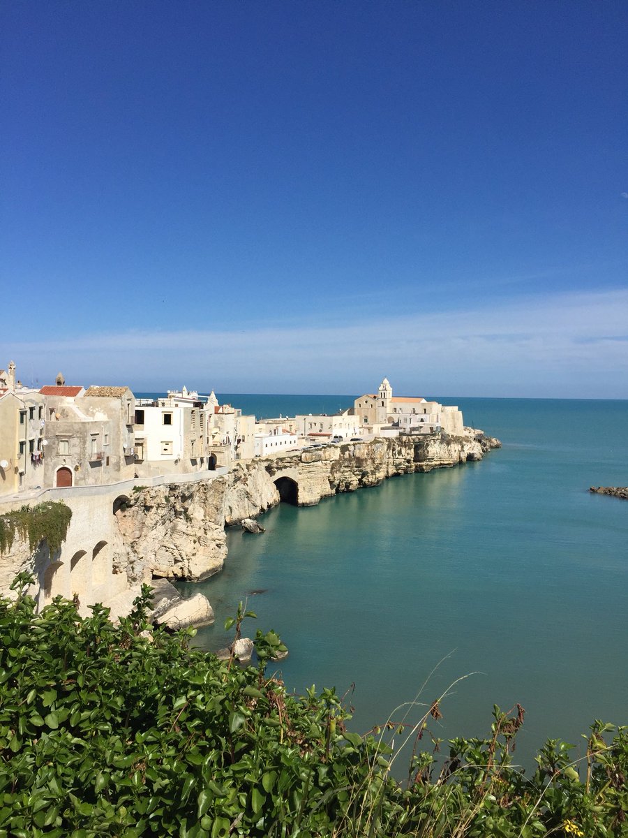 Aroundthe2013's tweet photo. [NUOVO POST]
Perché scegliere il #Gargano anche fuori stagione! #puglia #italia #italy #weareinpuglia #vieste https://t.co/phRjYEsmnV https://t.co/2WW4dMZ9cp
