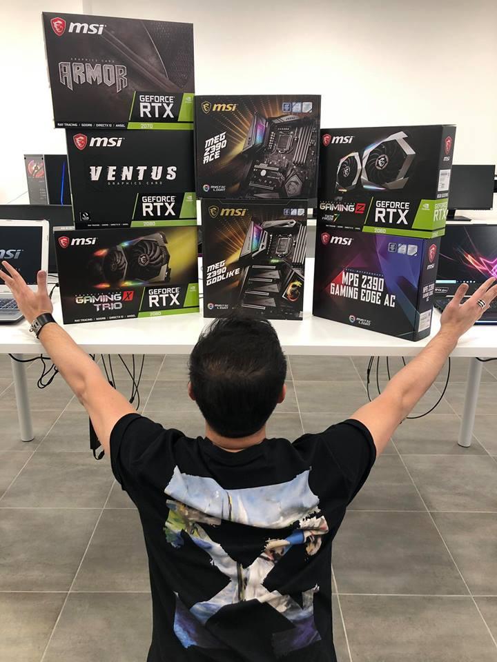 BahadorOmid's tweet photo. MSI TRUE GAMING
#msigaming #msifarsi #no1ingaming #truegaming #truegamer #graphiccard #raytracing #nvidiageforce #motherboard #pc #pcmasterrace #pcgamer #pcgaming #enthusiast #ام_اس_آی #اژدها_وارد_میشود https://t.co/hxAokAqXEX