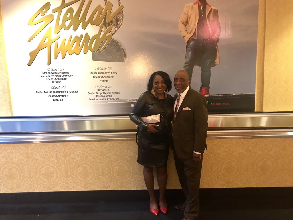 realMsLove's tweet photo. Enjoying myself at the Stellar Awards!#dreaminblack https://t.co/3EmYR8NBHp