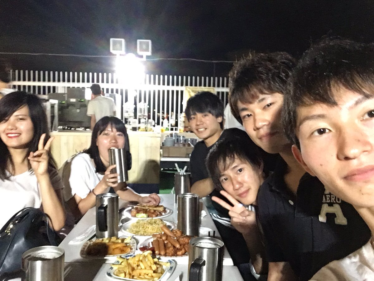 s3aaan24's tweet photo. 昨日ついにバイト最終日迎えてしまいました…！👳🏾‍♀️ 4年1ヶ月 1番長く働いたバイト。初めスピード慣れなさすぎてまじ入るの怖かったけど 今では開店から閉店まで余裕です（笑）迅速かつ丁寧を胸に己と闘ってた（笑）
辞めても集まる仲良しなマサラメン、食べに来てくれた人、ありがとうございました🍛 https://t.co/lwgJkPsmiU