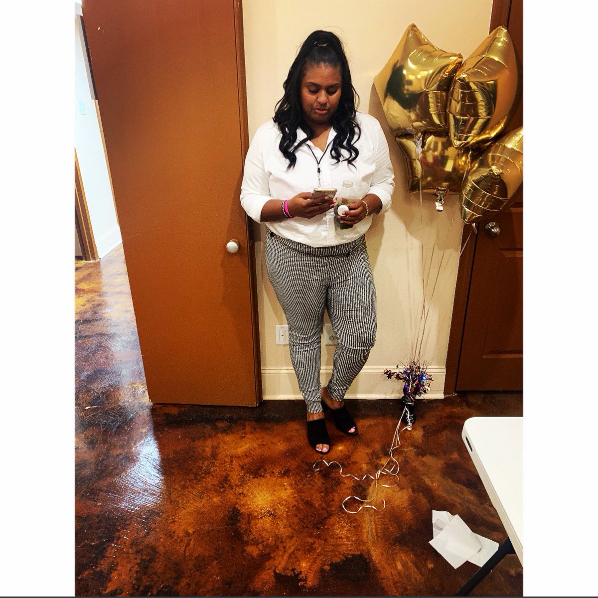 bresha_knoBEST's tweet photo. GODs Plan 🙏🏾🙌🏾✨
#fridayswithfran #bboisson🥤 #soldoutearly #FAVOR https://t.co/jF28glZj3h