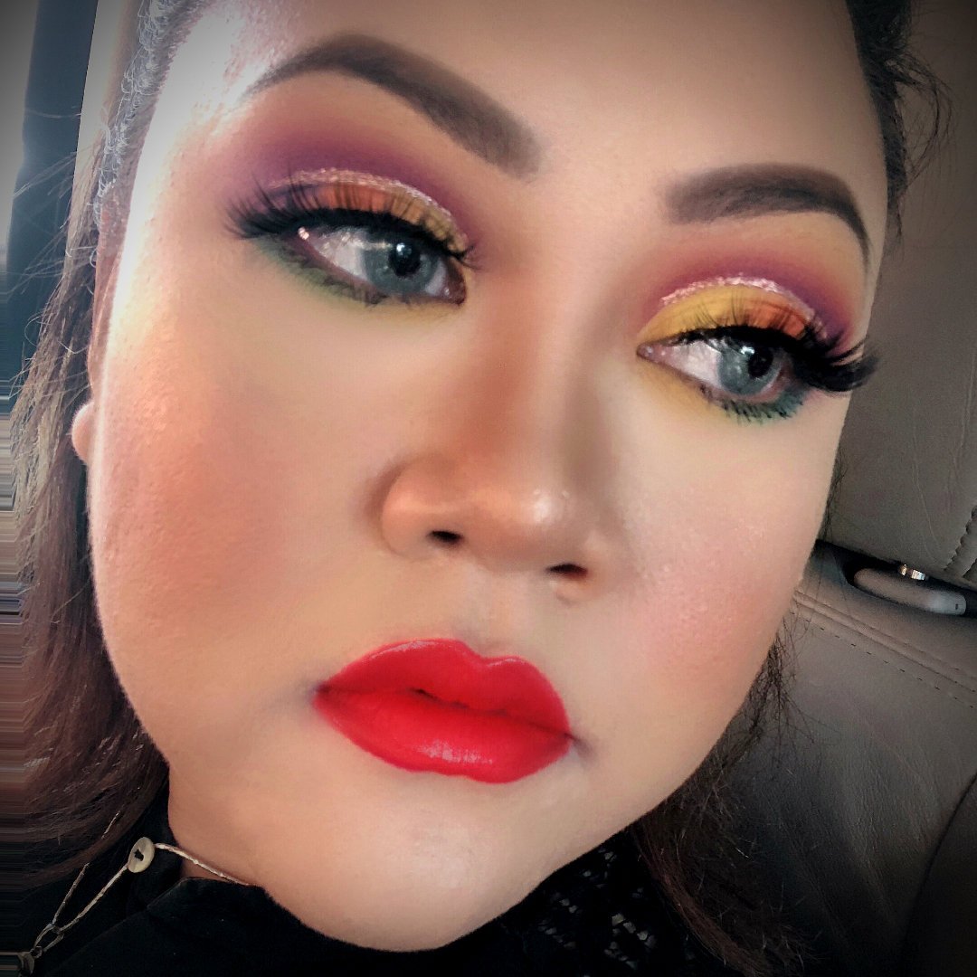Mizz_Chorvy's tweet image. Feeling a little colorful today in this hot warm weather! Spring summer fun! #beauty #maccsometics #tarte #dior #nars #FriendCella #wakeupandmakeup #anastasiabeverlyhills #sunfun #colorfulmakeup #macmua #mua #Friendchella!
