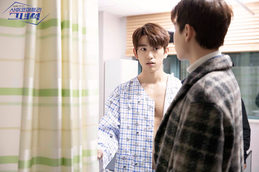 D24bQxsUwAAAzUl.jpg:orig