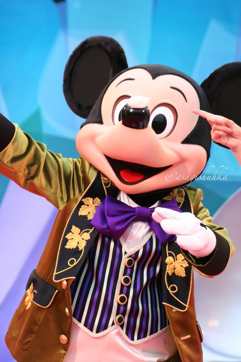 あさぎ En Twitter テーブル イズ ウェイティング 08 ディズニー ア ラ カルト 私はこっちのイタリアっぽい衣装の方が好きです スペシャルイベント時からヲタに大人気のショーだった ランドのハロウィーンは2 3回しか行かなかった