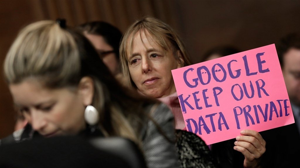 RTLnieuws's tweet image. Medische gegevens honderdduizenden Nederlanders verplaatst naar Google: 'Onverstandig en riskant' rtlnieuws.nl/nieuws/artikel…