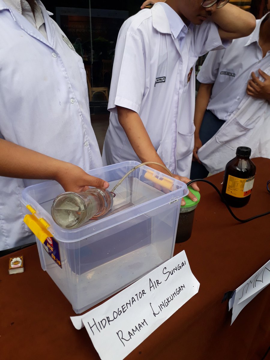 EHbdg's tweet photo. Proses Eksperimen SMKN 13 Bandung
TSM - #GlobalSwitchOff
@ehindonesia
@wwf_id
#IniAksiku
#Connect2Earth
#BandungPoek
#JabarJuara https://t.co/NFbxMvUTKd