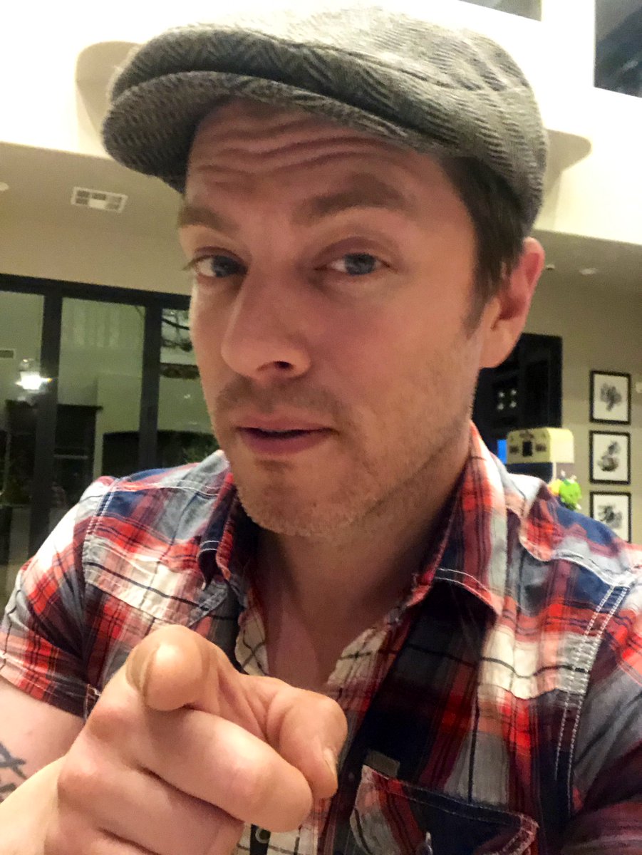 MrJDScott's tweet photo. Let me tell ya, wedding planning with @annalee_belle just got real tonight! This is the first time I’ve felt things speeding up. #Woohoo #Marriage #Wedding #SecretDate 👰🏼🤵🧞‍♂️ https://t.co/W9TAIlBMQw