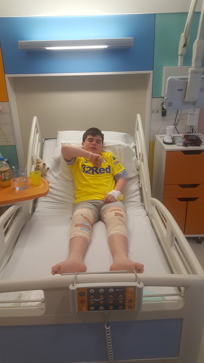 VictoriaElsey's tweet photo. @LUFC @Cli5hy Can we get a #MOT for my son Noah Redman A Leeds United season ticket holder who is absolutely gutted he cannot make the match today. Just had a double plate knee operation in both knees 😔 His prediction for today 3-1 #ALAW 💙💛⚽️ https://t.co/AUI78qs1r9