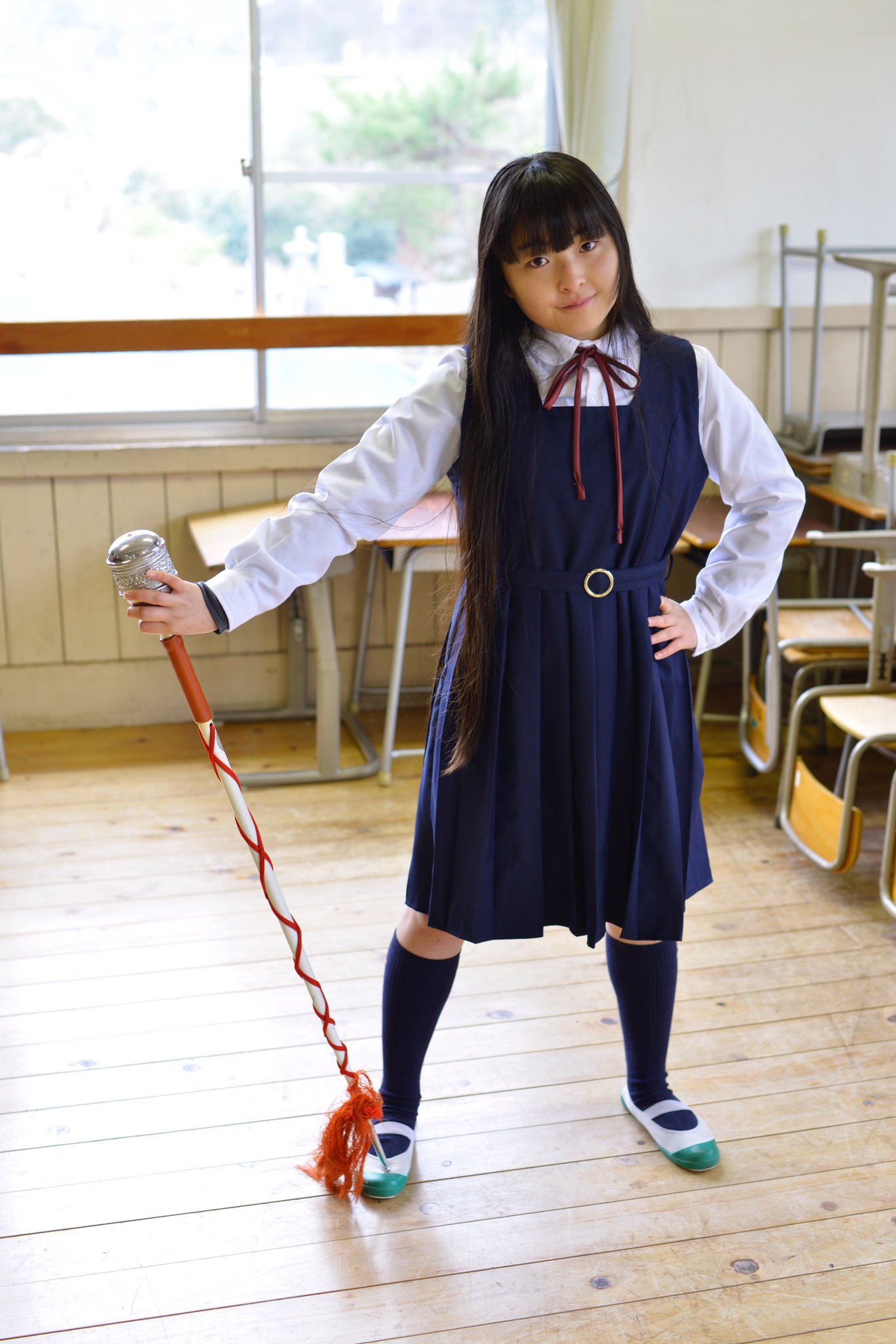 スギッチ モデル 白崎琉那さん Luna Nyancom 琉那ちゃんが指揮者の経験がある事が判明した 3月29日 土 旧芦ヶ久保小学校 白崎琉那 Petitbear撮影会 制服 ジャンパースカート 黒髪 ロングヘアー 鼓笛隊 指揮者 指揮棒 ポート