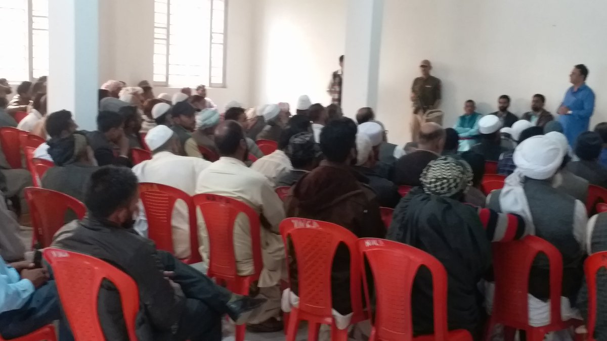 chzulfkarali's tweet image. While interacting with the Party workers of Peeri and Darhal Blocks at Rajouri #Constituencyupdate