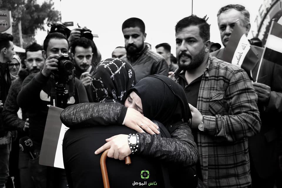 nasalmosul's tweet photo. Yesterday a delegation representing people from across Iraq arrived to #Mosul to stand with the victims of the Ferry tragedy. https://t.co/MMBBCRMbJF