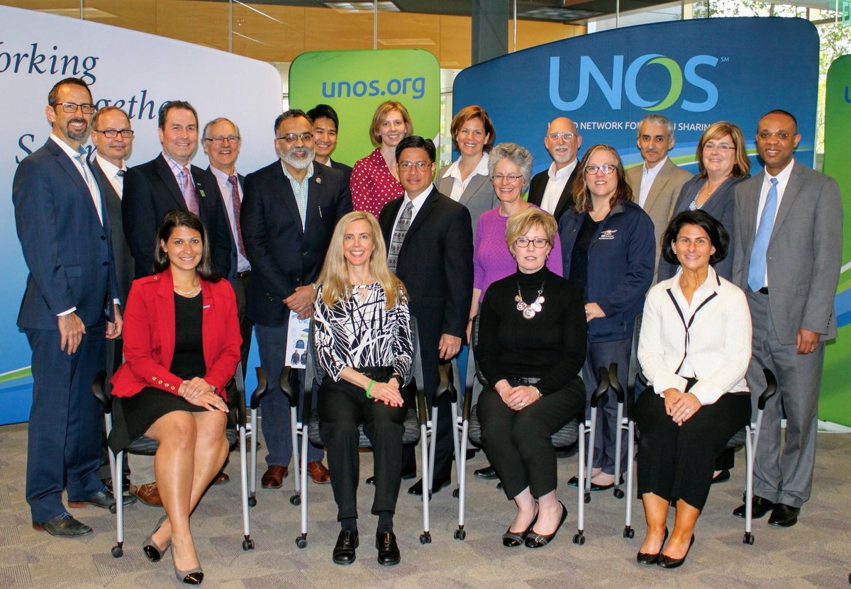 HeatherFHunt's tweet photo. Happy #NationalDoctorsDay to those on @UNOSNews Living Donor Committee, where doctors and patient advocates are one in the same. #livingdonors #gratitude @RandySchafferMD @KristaLentine @vwhitta @mghtransplantmd https://t.co/Gycq5dDjaw
