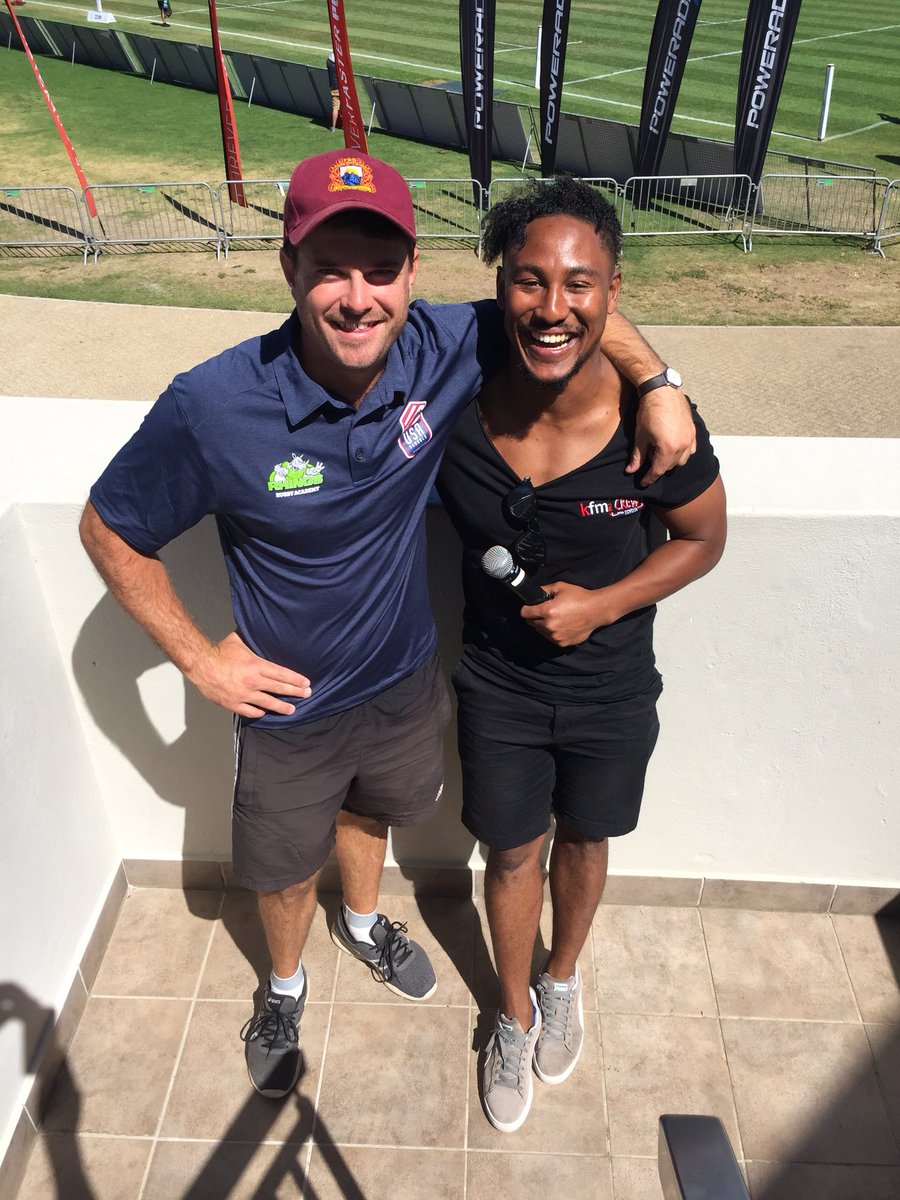 RickySchroeder9's tweet photo. Got to do some work at the @WorldSchoolFest reliving some sweet memories on a field very dear to me ❤️💛💙
#BringItOn
@PaulRoos_Gym 
@KFMza https://t.co/jH2VFBCgxl
