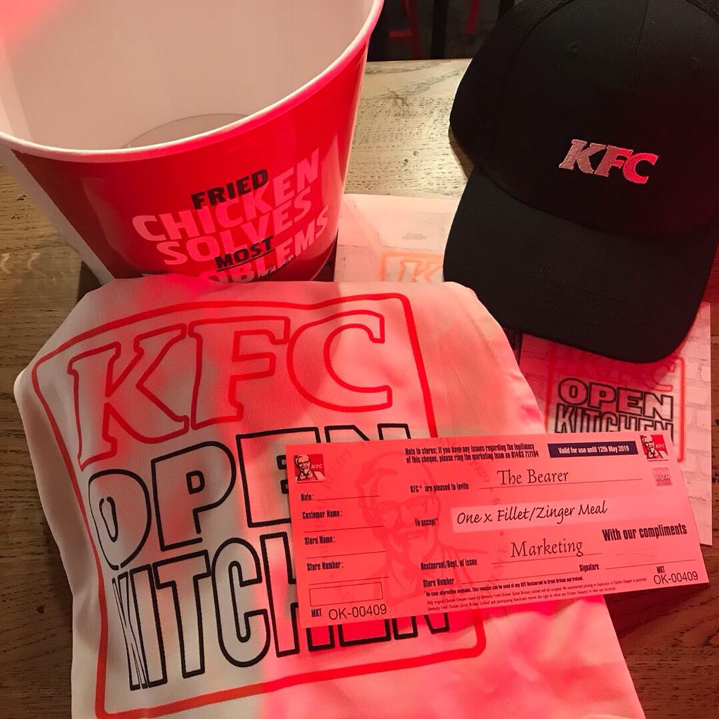 JamesBReid's tweet photo. early morning Saturday with @kfc_uki. Had a great time looking around their restaurant in Tower Hill. Learnt how to bread the chicken, got some freebies, and some free KFC. What a great way to start the weekend.... #kfcopenkitchen https://t.co/Iqf0brGfJk