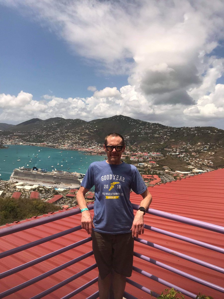 Proudly sporting my @AkronMarathon gear in St. Thomas for #330ShirtDay #runAkron.