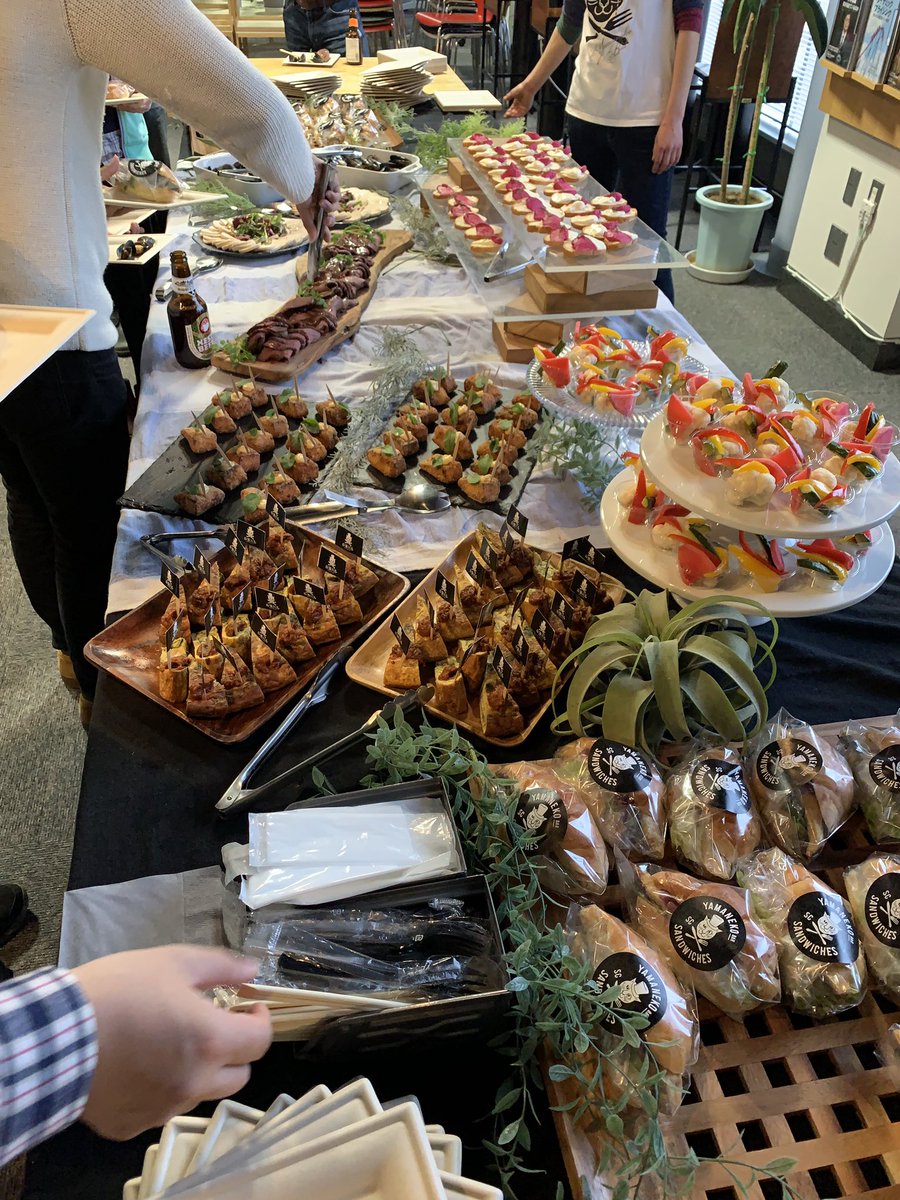 kishidog's tweet image. 今日は本当に楽しいイベントでした。久々に会えた人も多くて良かった！新しいロゴかっこいいね！これからも皆さんよろしくなのです。 #devsap10th #devsap