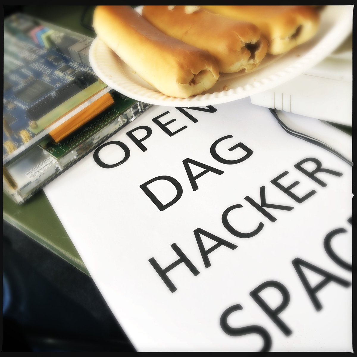 randomdata's tweet image. Today we have #openhackerspaceday at the Space in #Utrecht. Are you coming by to learn what #worstenbroodjes and #FPGA’s have in common?