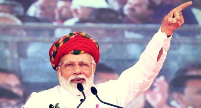 FirstExpose's tweet photo. नीरव मोदी और विजय माल्या कड़े नियम के डर से देश छोड़कर भाग गए: नरेंद्र मोदी https://t.co/lb3gz4EjpC