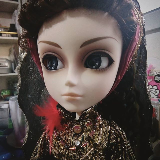 ningyou_hime's tweet photo. A prince from a land far away arrives! Lan (Taeyang Wati) arrived on my doorstep on Thursday, but school madness meant I only got to unbox him today~⠀
⠀
#pullip #doll #taeyang #taeyangwati #pullipsofinstagram #pullipstagram #pullipgram #pullips #doll… https://t.co/hzM66Dn5Kb https://t.co/7div2WffsY