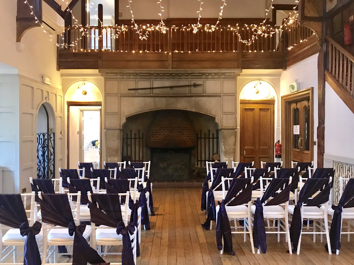 Great wedding evening showcase with @empiricalevents_ at @ravenswoodvenue talking to couples about their honeymoons!
Are you currently planning your honeymoon then why not get in contact to see how I can help create your perfect trip! #blueeyetravel #honeymoons #honeymoon